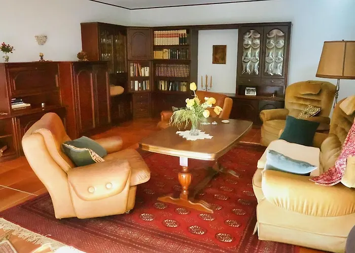 Vintage Charm With Comfort